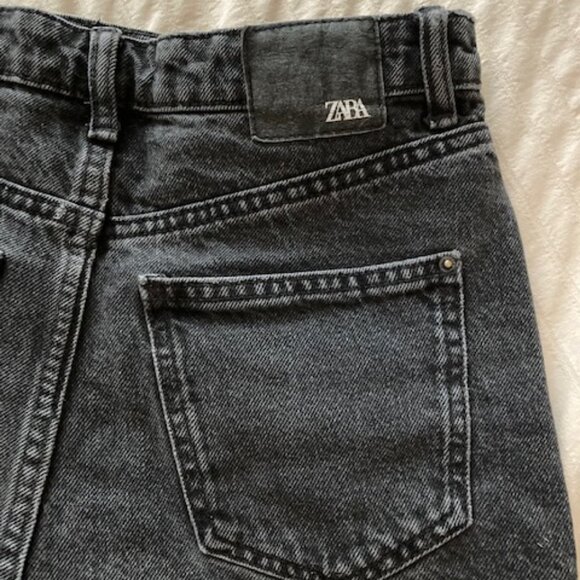 Short Denim Zara Black Jean Shorts High Waisted - Picture 3 of 4